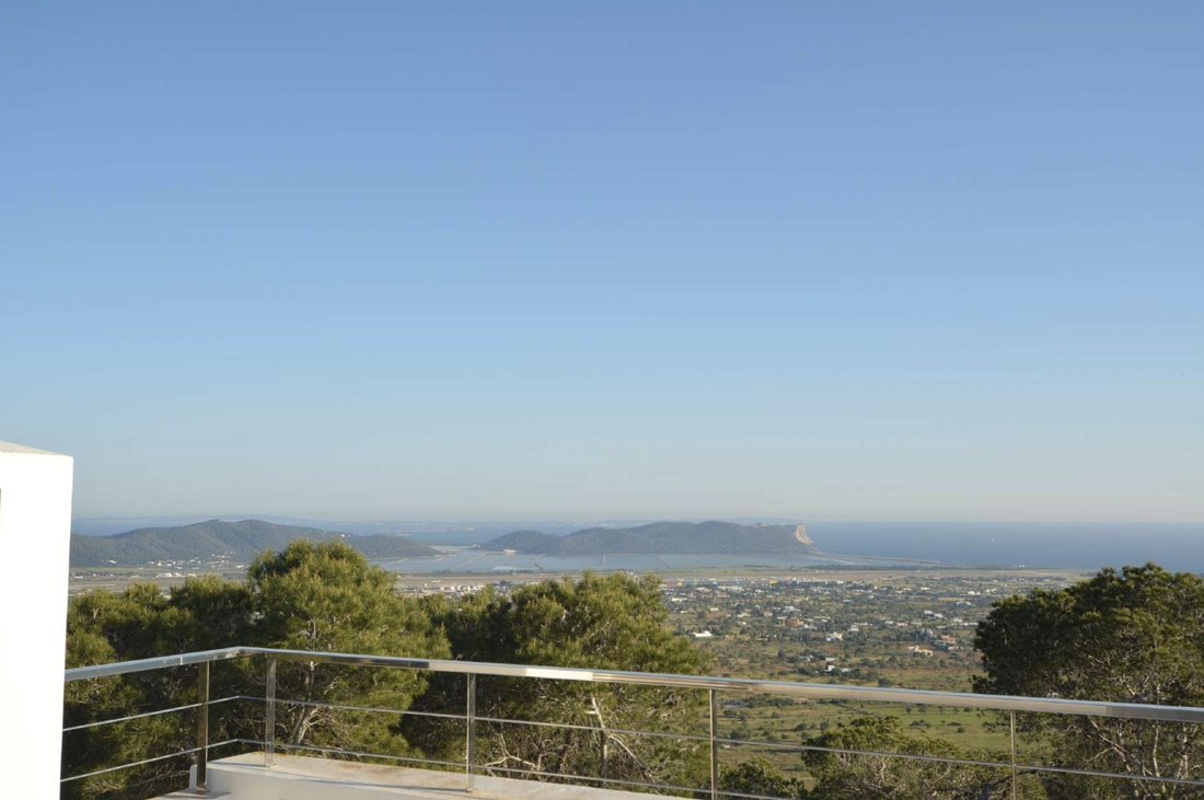 Villa in Ibiza Town, Balearic Islands, Spain 2 - 18224017