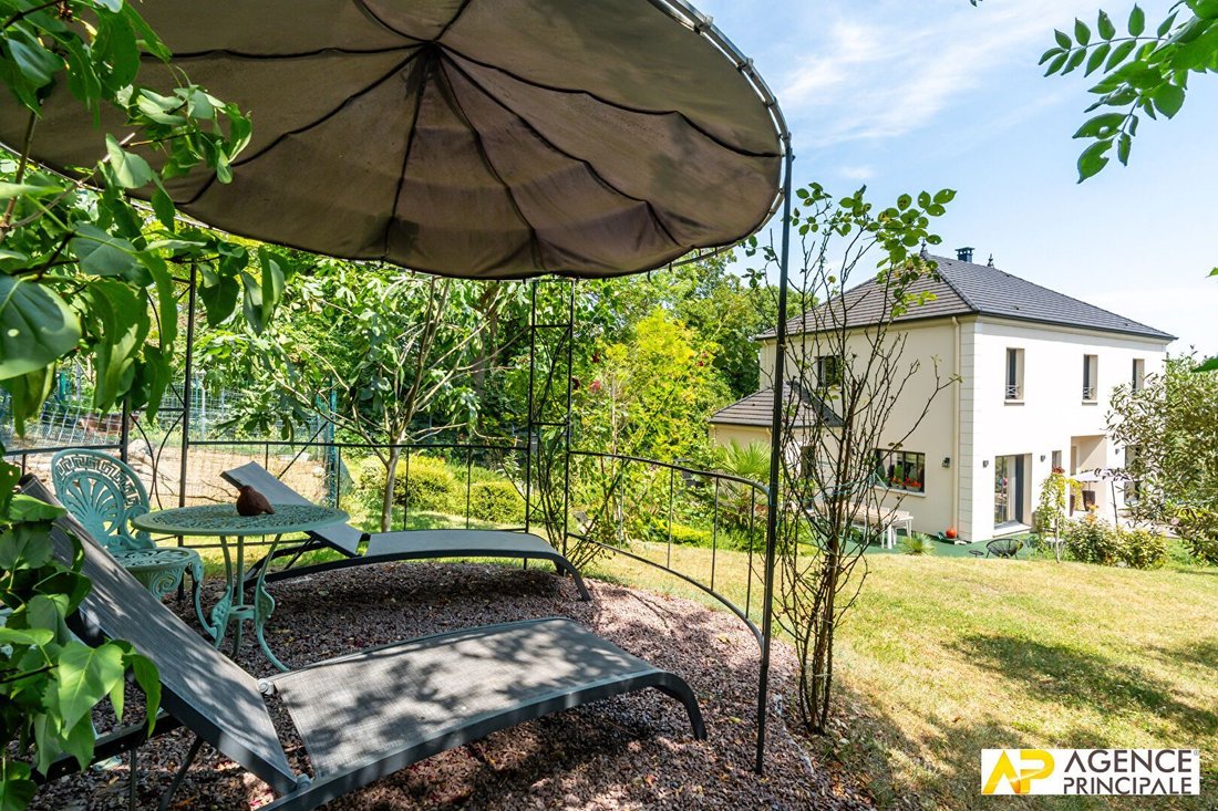 House in Sud, Le Mesnil-le-Roi, France 1 - 18232293