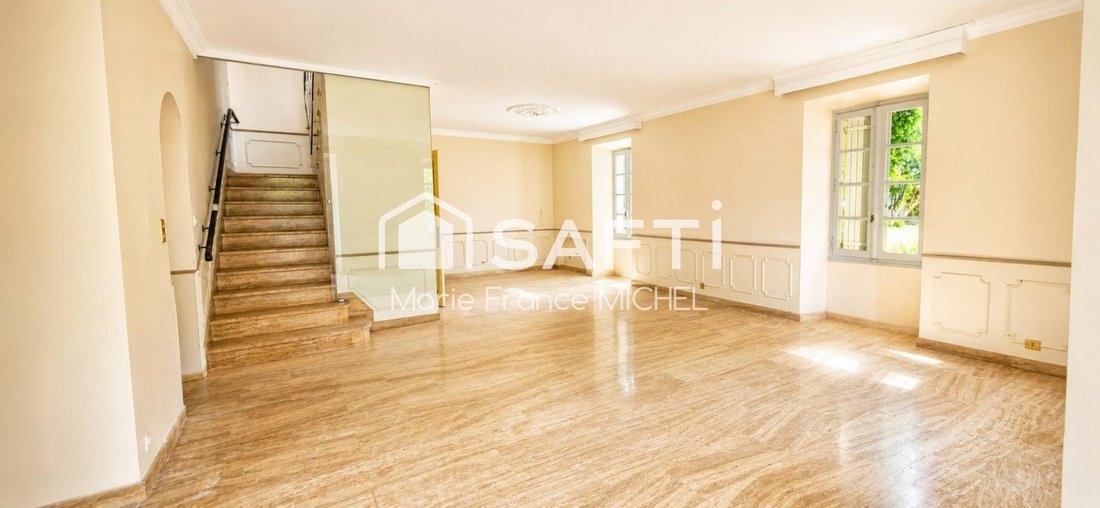 House in Vacqueyras, Provence-Alpes-Côte d'Azur, France 4 - 18233384
