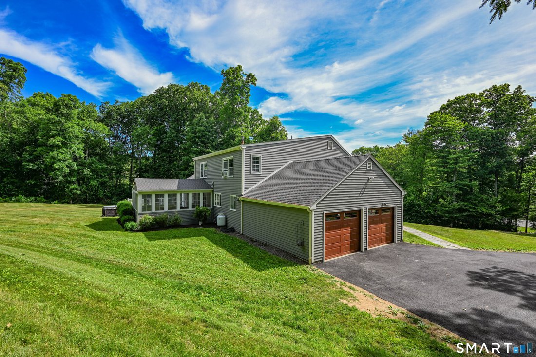 House in Southbury, Connecticut, United States 4 - 18231768