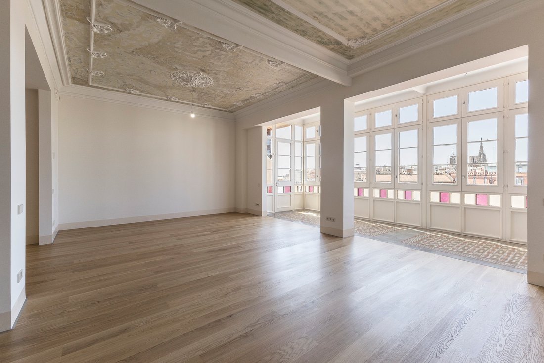Apartment in Eixample, Barcelona, Spain 4 - 18227215