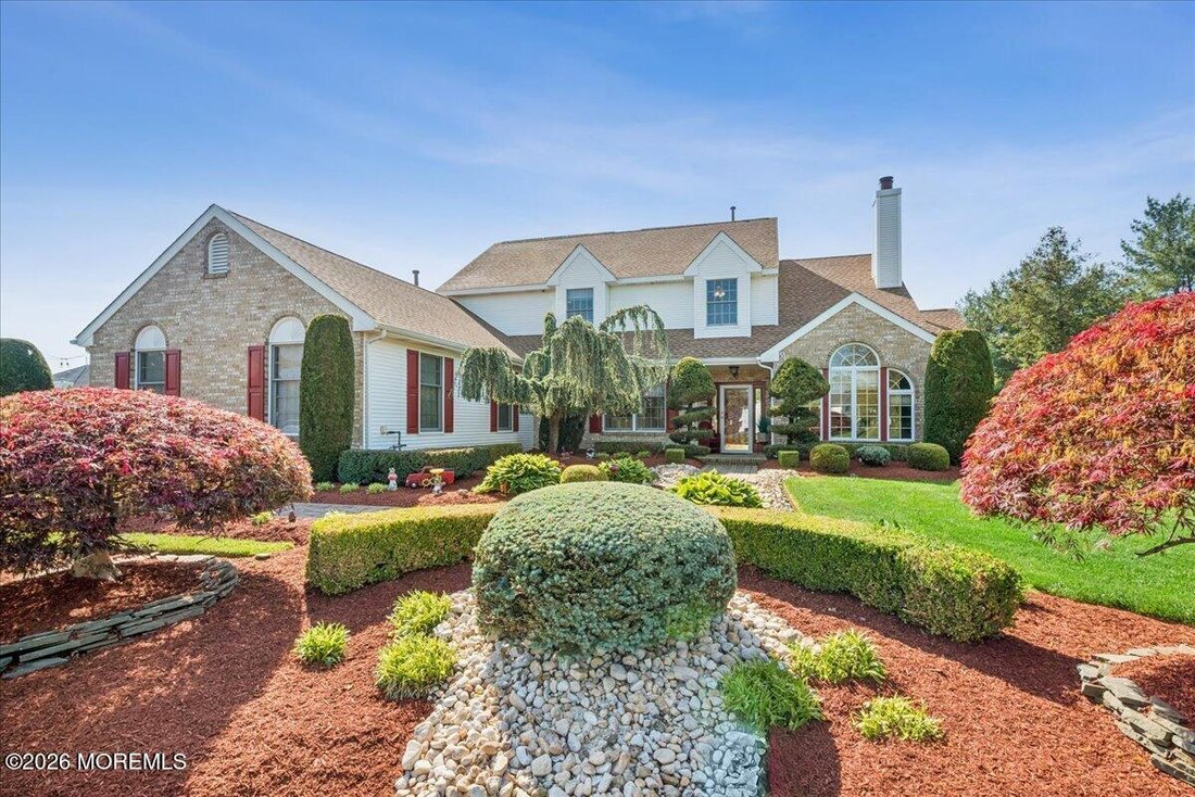 House in Freehold Township, New Jersey, United States 4 - 18229998