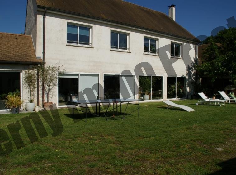 House in Orgeval, Ile-de-France, France 2 - 18232345