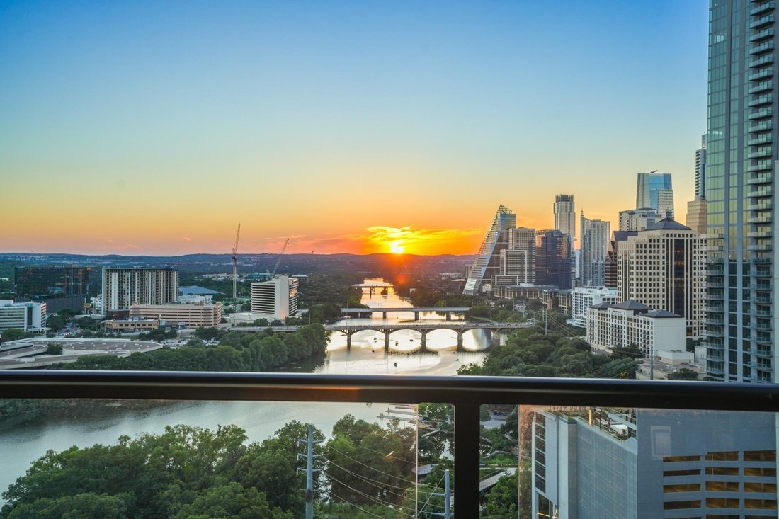 Condo in Austin, Texas, United States 2 - 18227092