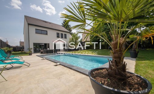 House in Leclerc-Verdun Nord Est, Brie-Comte-Robert, France 1