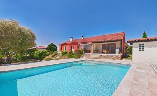 House in Lentilly, Auvergne-Rhône-Alpes, France 1