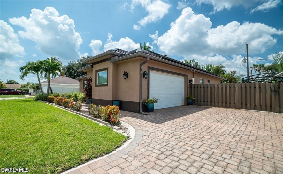 House in Naples, Florida, United States 4 - 18225801