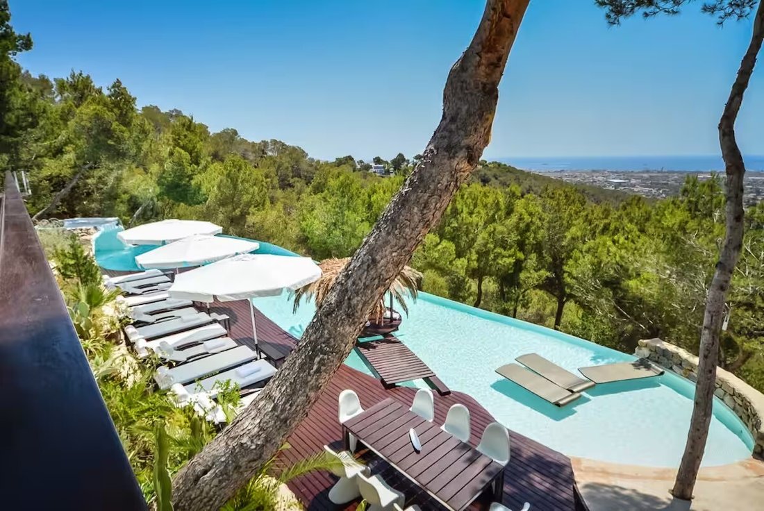 Villa in Sant Jordi de ses Salines, Sant Josep de sa Talaia, Balearic Islands 3 - 18224025