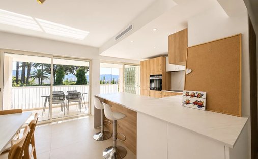 Apartment in Vallergues, Cannes, France 1
