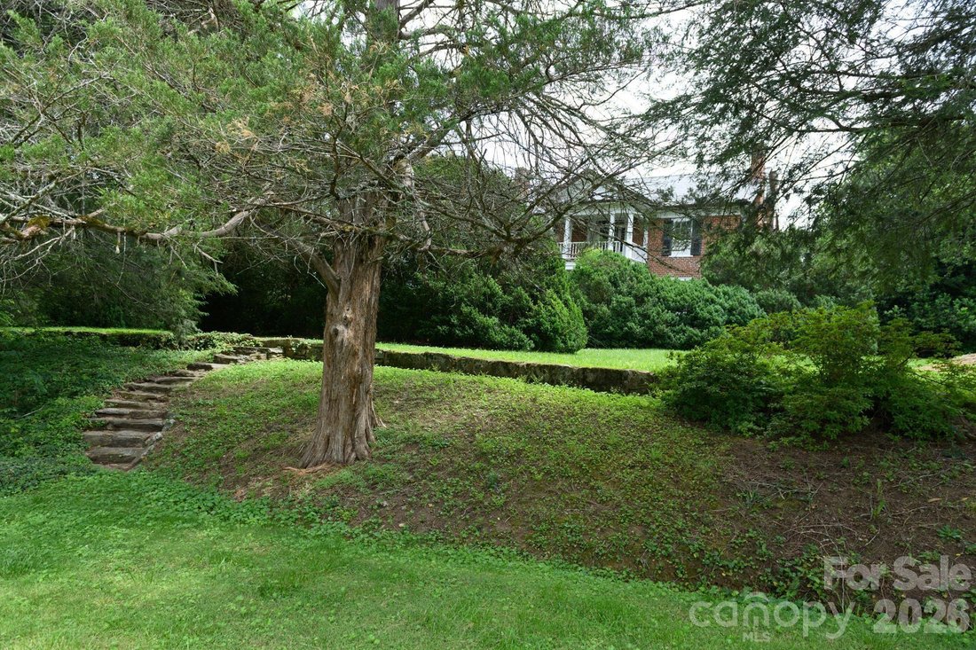 House in Lenoir, North Carolina, United States 3 - 18223482