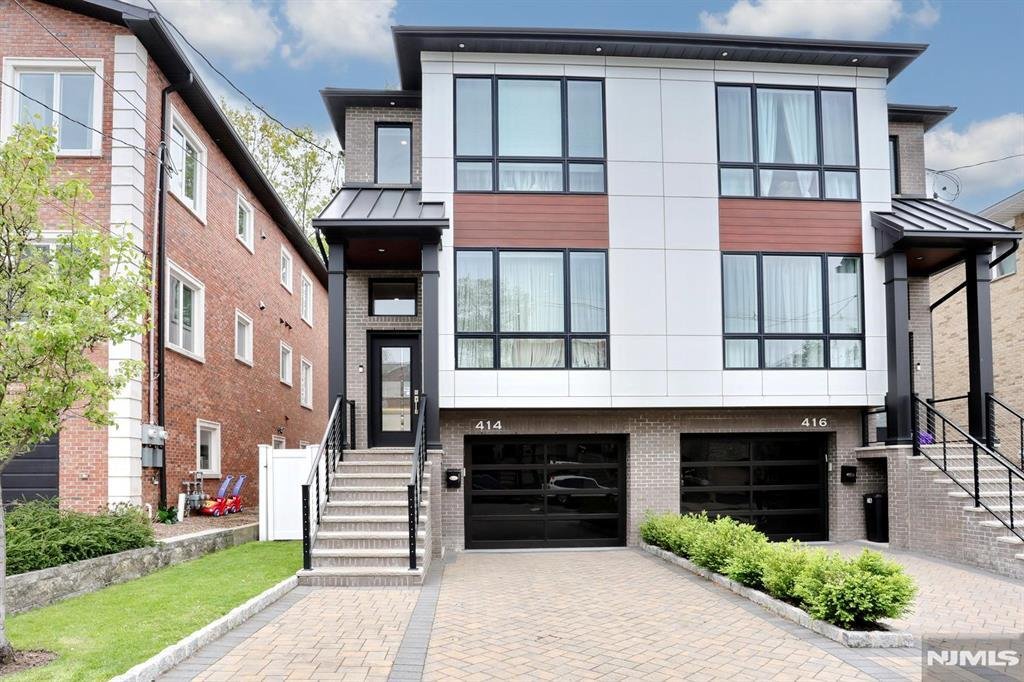 Townhouse in Cliffside Park, New Jersey, United States 1 - 17827777