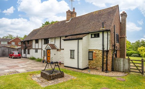 House in Hurst Green, Oxted, England 1