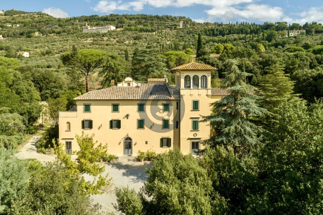 Villa in Center, Cortona, Tuscany 2 - 18231927
