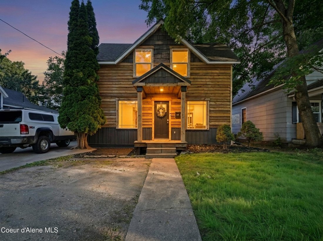 House in Sandpoint, Idaho, United States 2 - 16967340