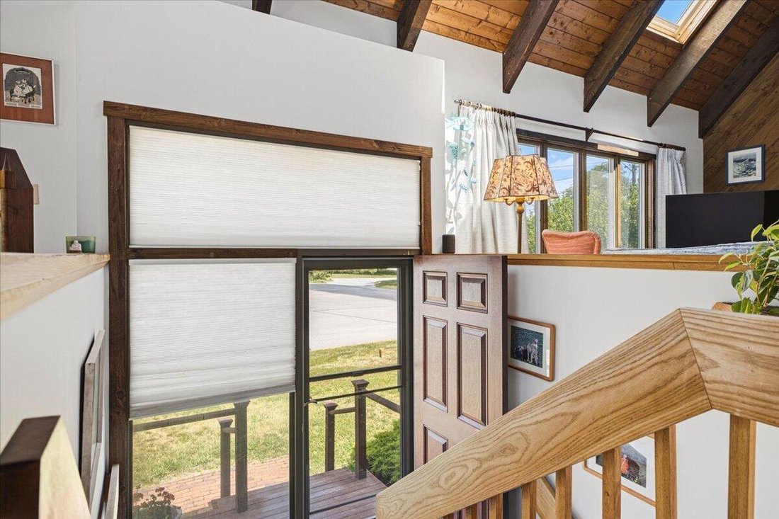 House in Bourne, Massachusetts, United States 4 - 18229444