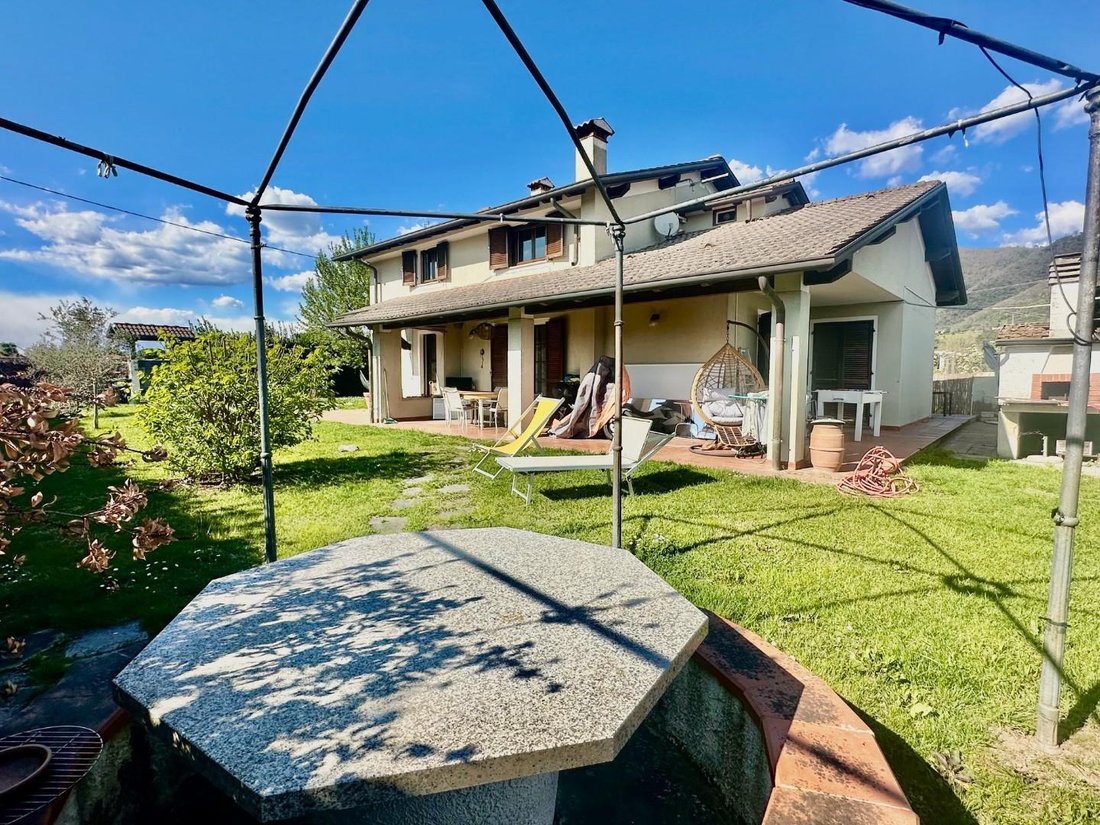 House in Fontia-Fossola-Fossone, Marina di Carrara, Tuscany 3 - 18225684