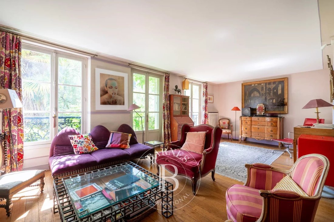 House in Batignolles-Cardinet, Paris 17e Arrondissement, Paris 4 - 18224272