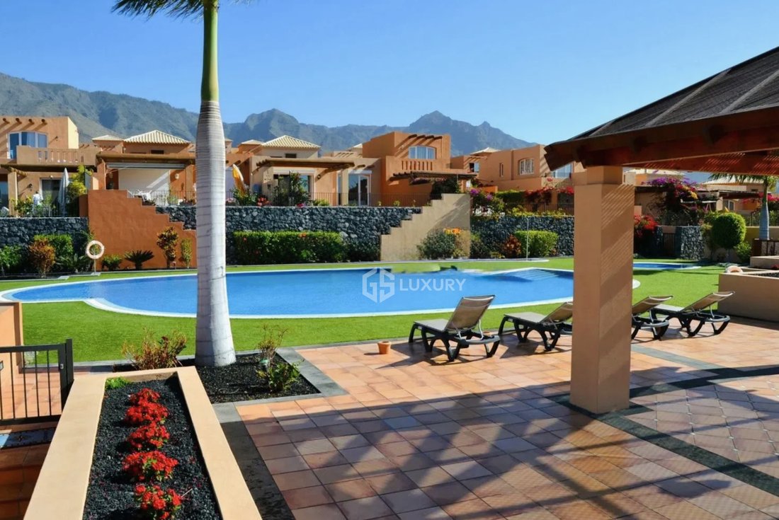 House in La Caleta, Adeje, Canary Islands 1 - 18229736