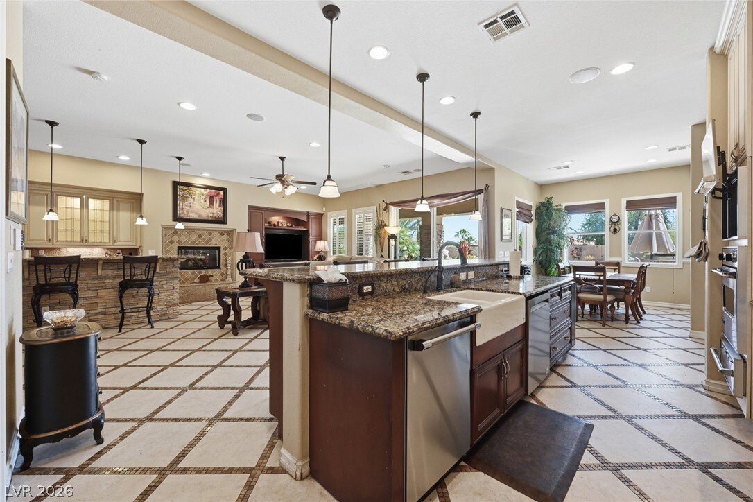 House in Las Vegas, Nevada, United States 3 - 18225251