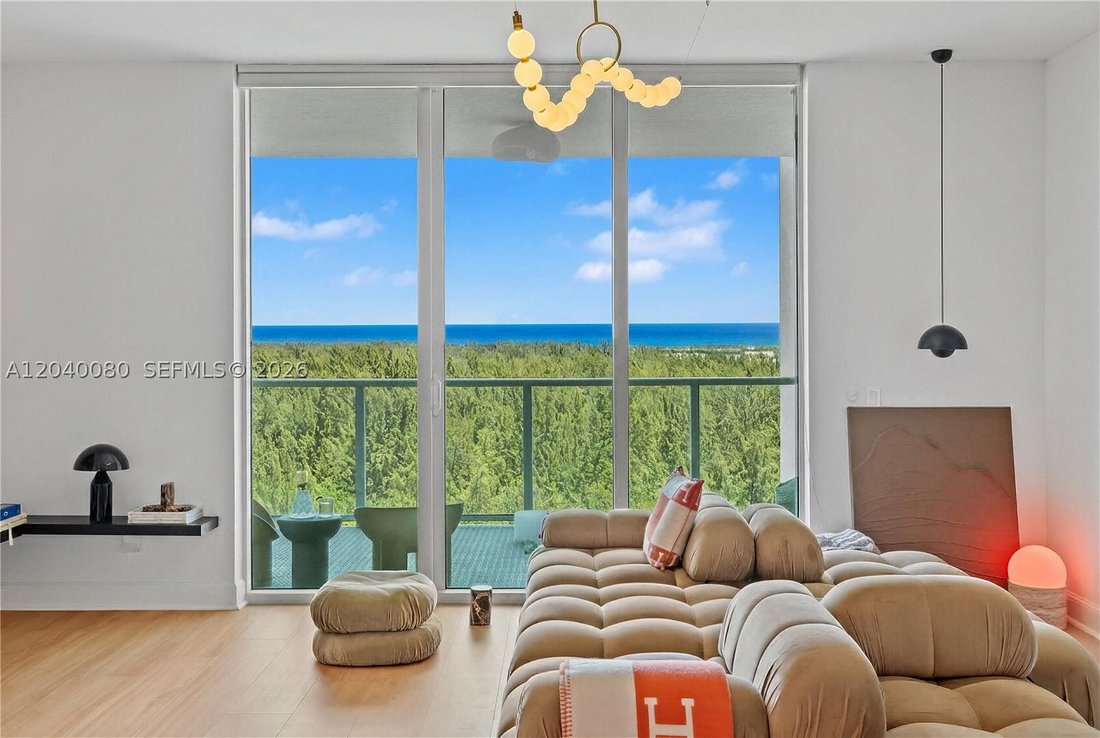 Condo in North Miami Beach, Florida, United States 1 - 18231844