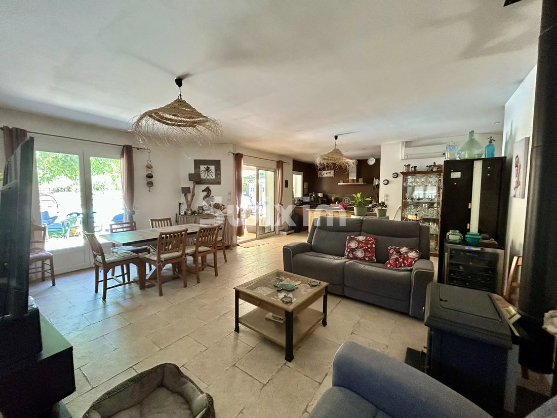 Villa in La Motte, Provence-Alpes-Côte d'Azur, France 4 - 18227473