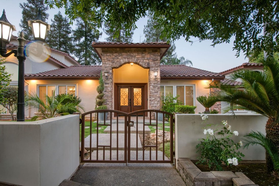 House in Fresno, California, United States 4 - 18225521