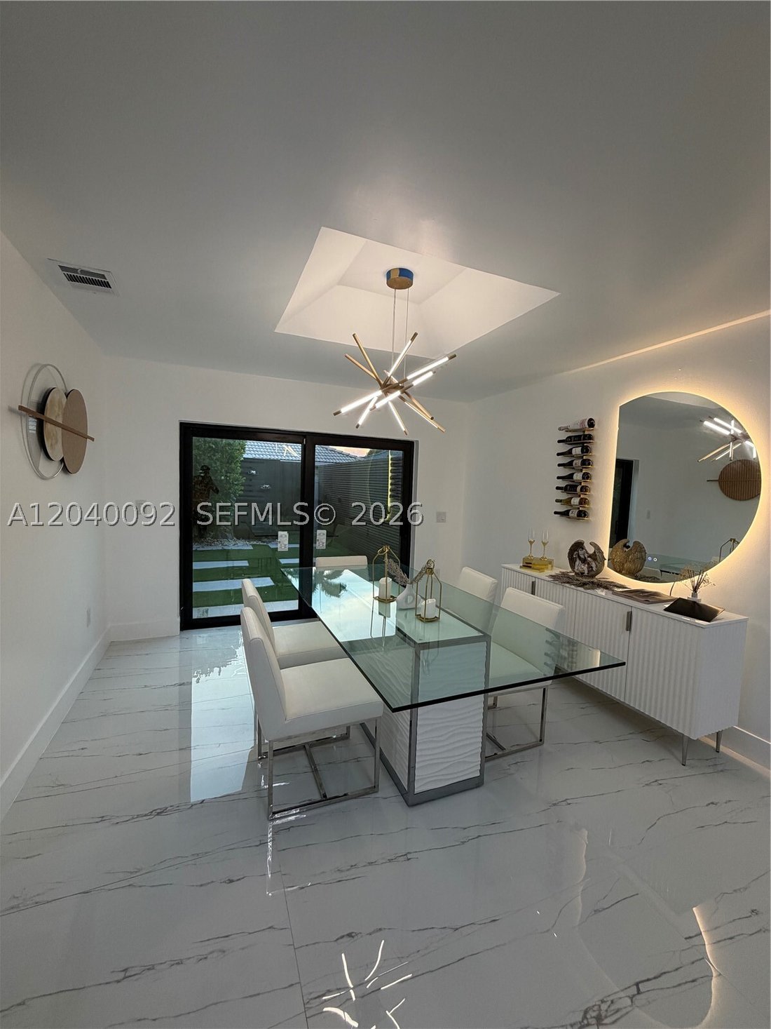 House in Miami, Florida, United States 5 - 18226359