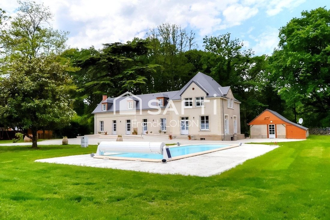Maison à Souvigné, Centre-Val de Loire, France 1 - 18233366