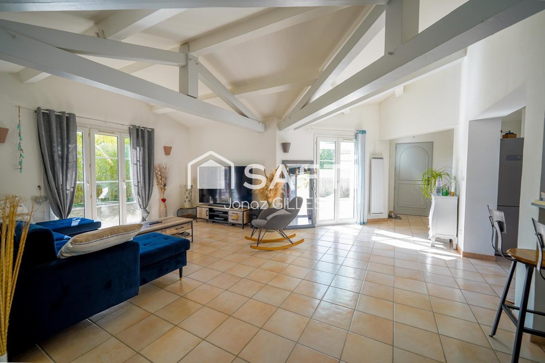 House in Dolus-d'Oleron, Nouvelle-Aquitaine, France 3 - 18233373
