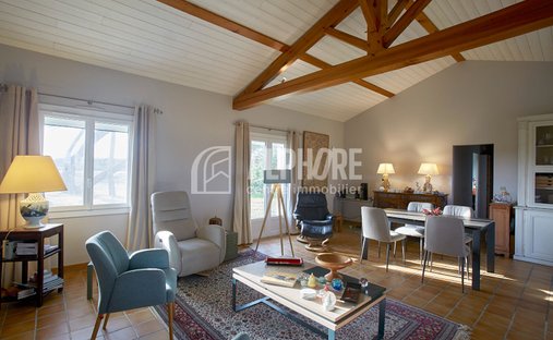 Villa in Les Moutiers-en-Retz, Pays de la Loire, France 1