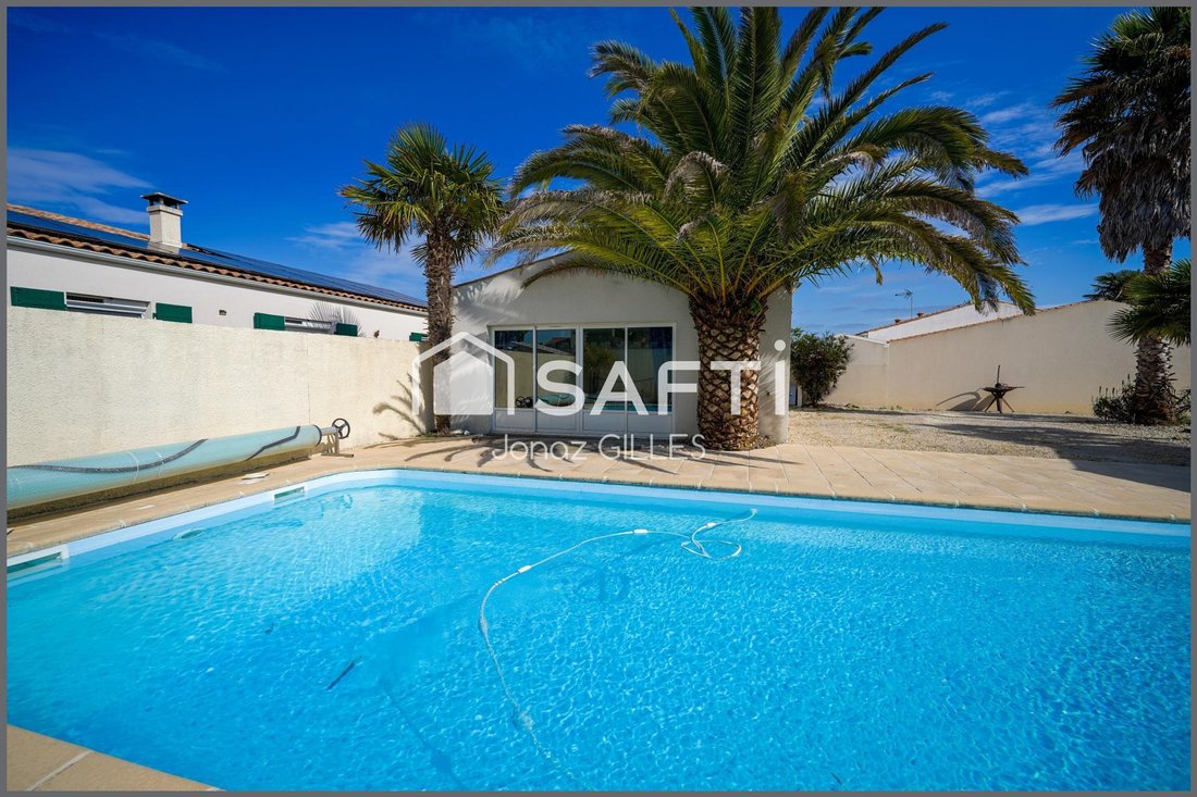 House in Dolus-d'Oleron, Nouvelle-Aquitaine, France 2 - 18233373