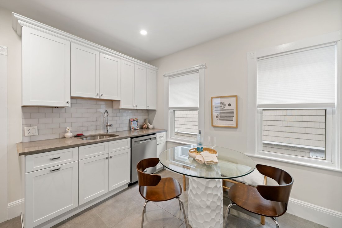 Apartment in Somerville, Massachusetts, United States 5 - 18231247