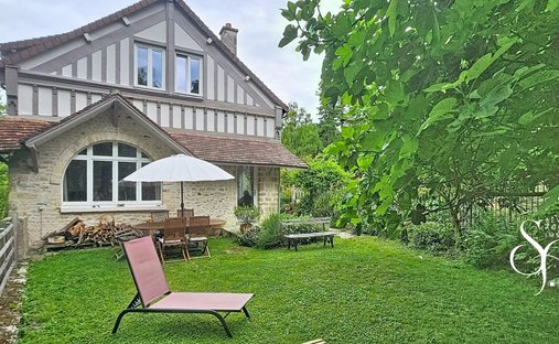 Haus in Guibray, Falaise, Frankreich 1