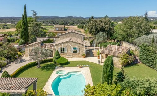 Maison à Gordes, Provence-Alpes-Côte d'Azur, France 1