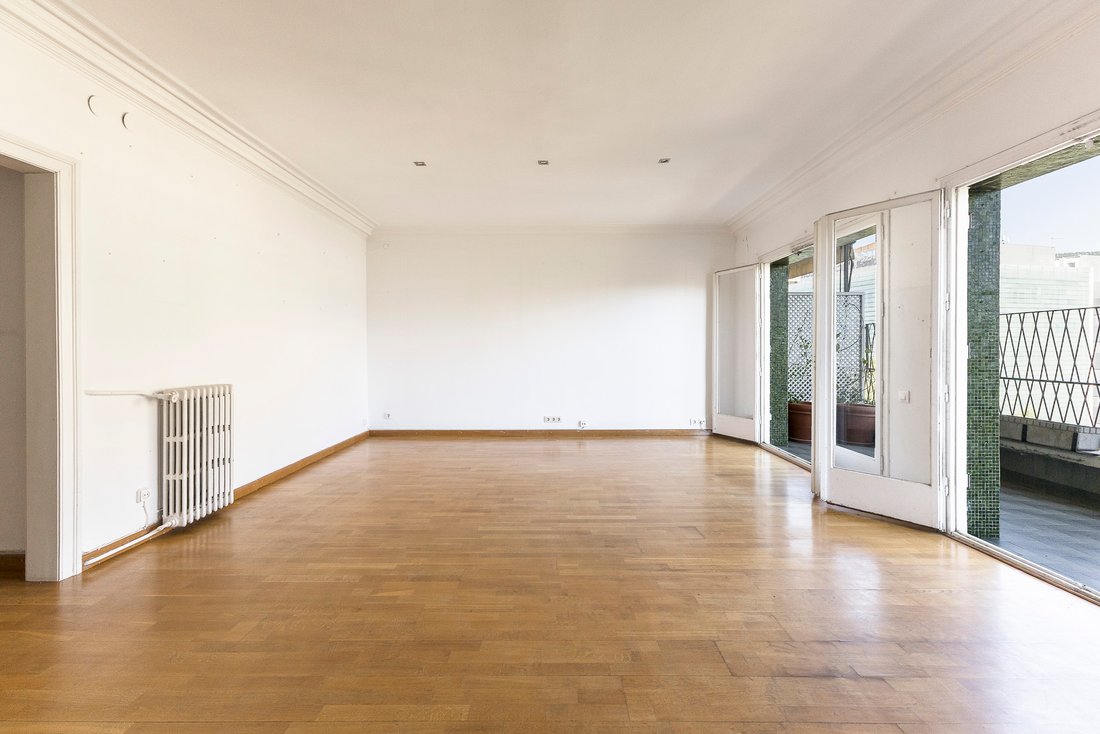 Apartment in Les Corts, Barcelona, Spain 5 - 18227075