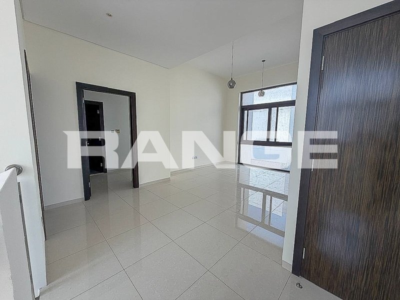 Villa in Damac Hills, Dubai, United Arab Emirates 4 - 18223802