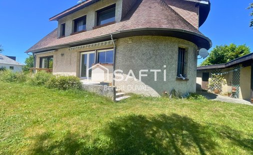 House in Bizanos, Nouvelle-Aquitaine, France 1