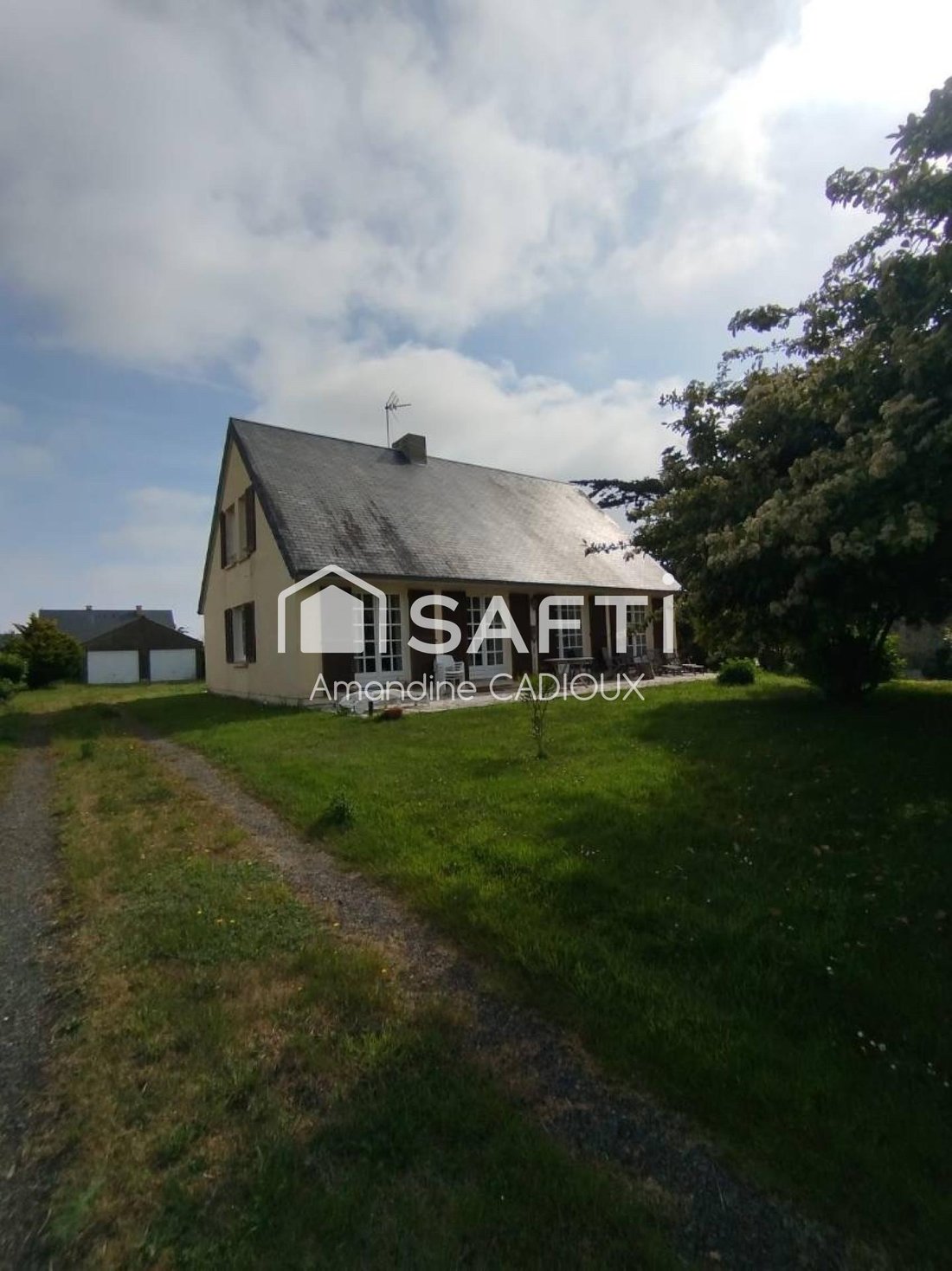 House in Vierville-sur-Mer, Normandy, France 3 - 17716801
