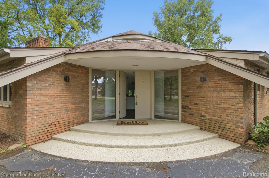 House in Beverly Hills, Michigan, United States 3 - 18230922