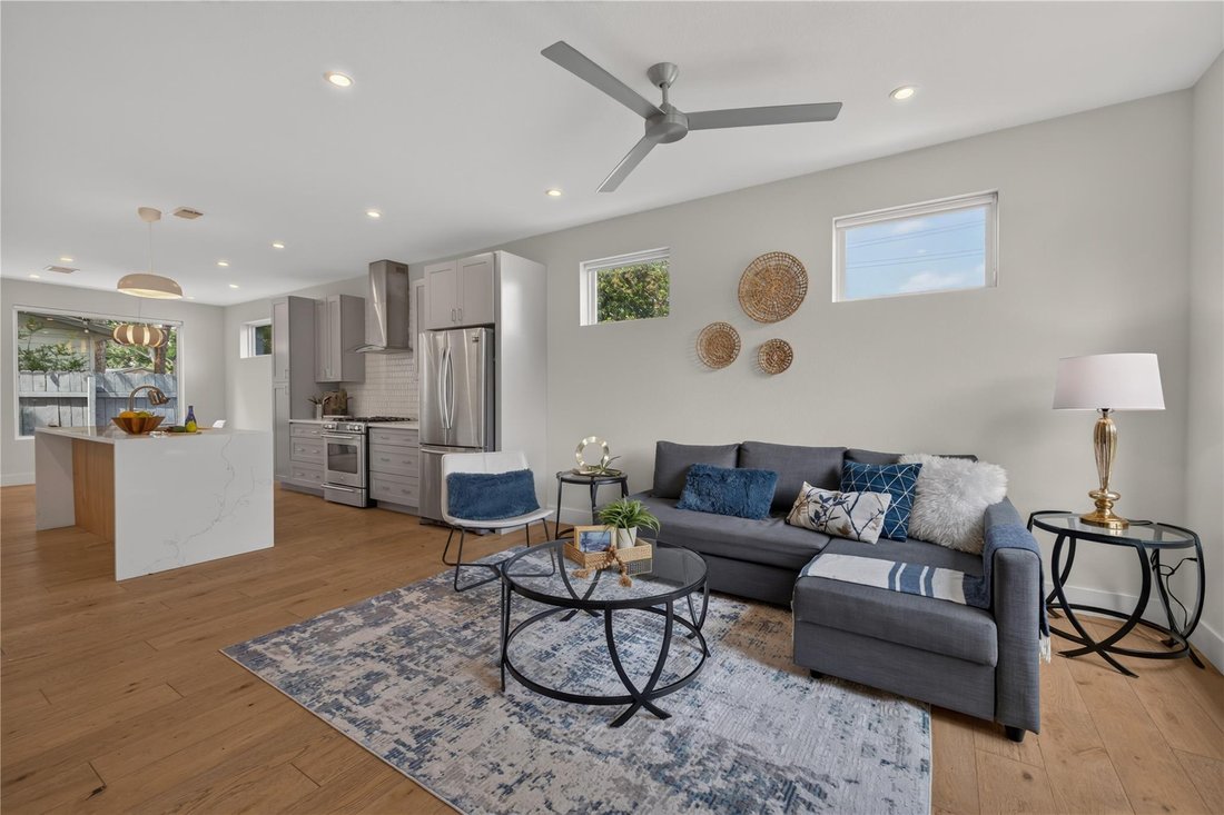 Condo in Austin, Texas, United States 2 - 18227010