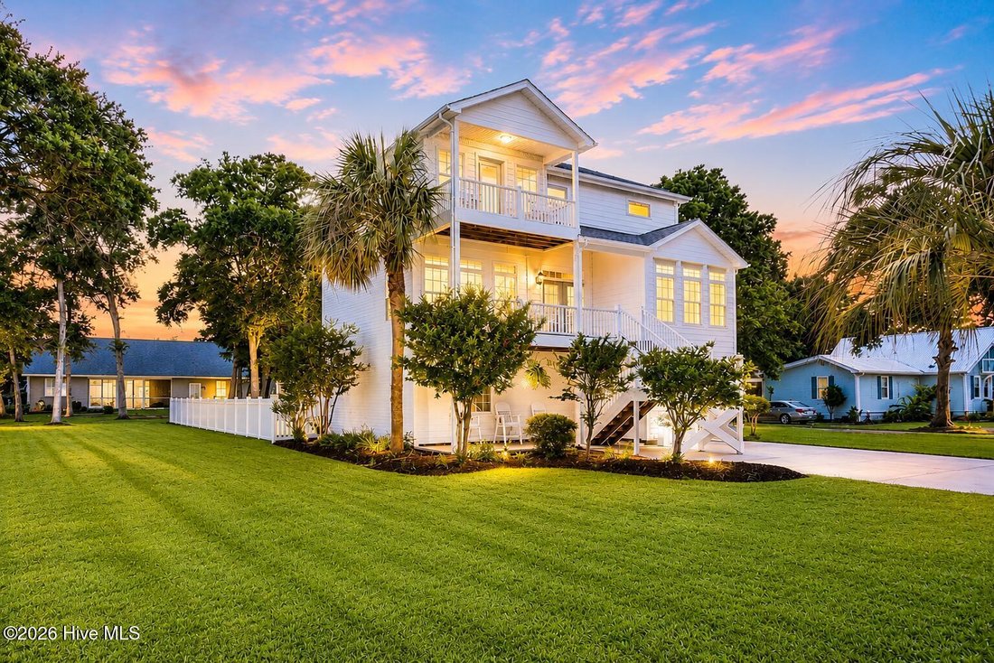 House in Holden Beach, North Carolina, United States 2 - 18232091