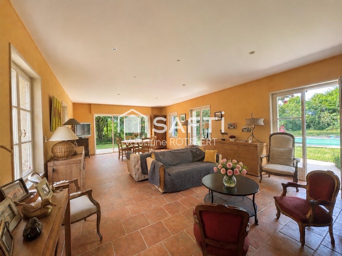 House in Pierrefonds, Hauts-de-France, France 5 - 18233324
