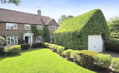 House in Ardingly, England 1