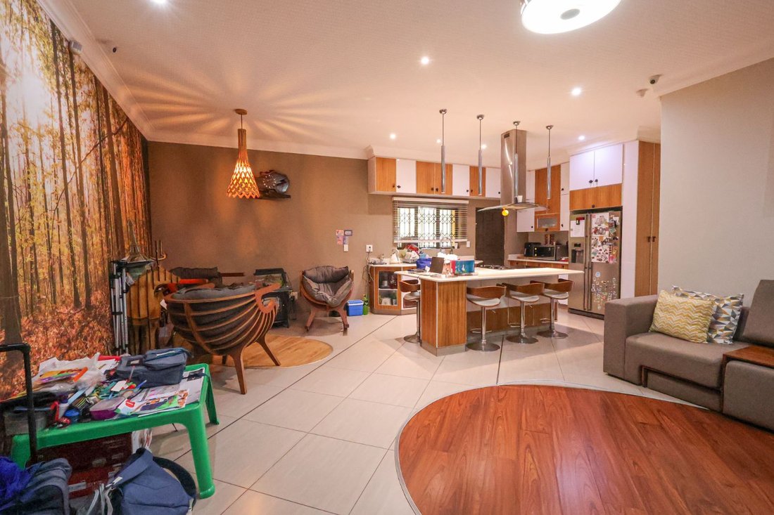 House in Glen Ashley, KwaZulu-Natal, South Africa 5 - 18223491