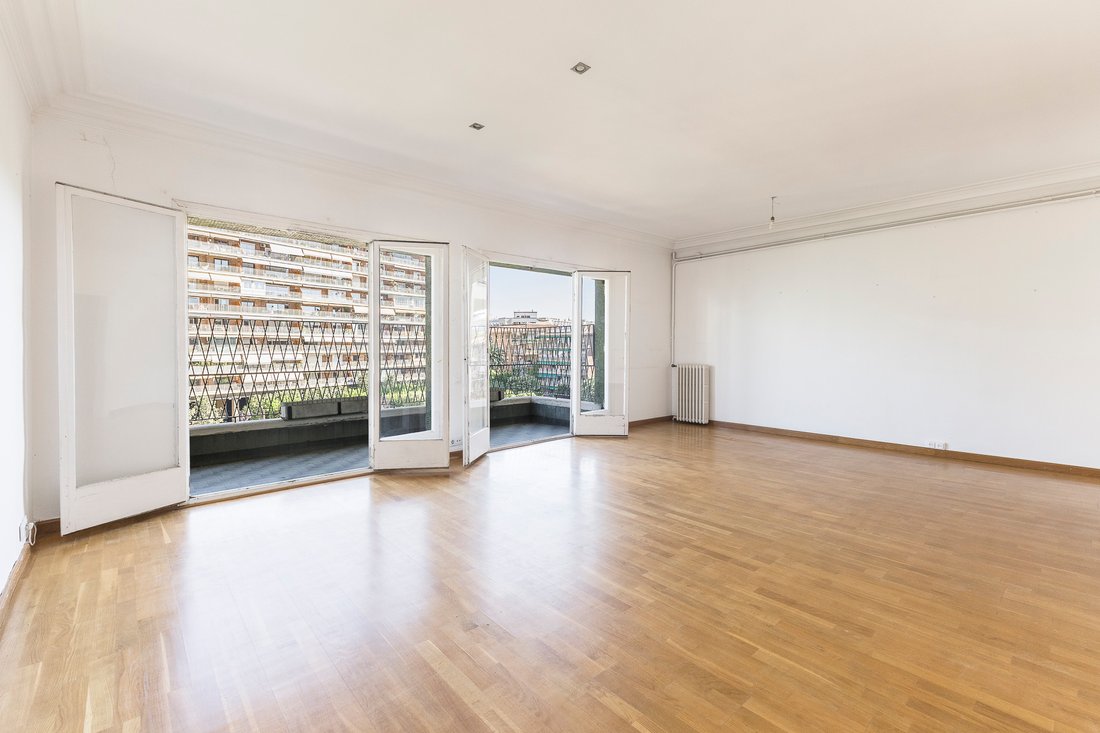 Apartment in Les Corts, Barcelona, Spain 2 - 18227075
