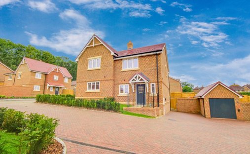 House in Wivelsfield Green, England 1