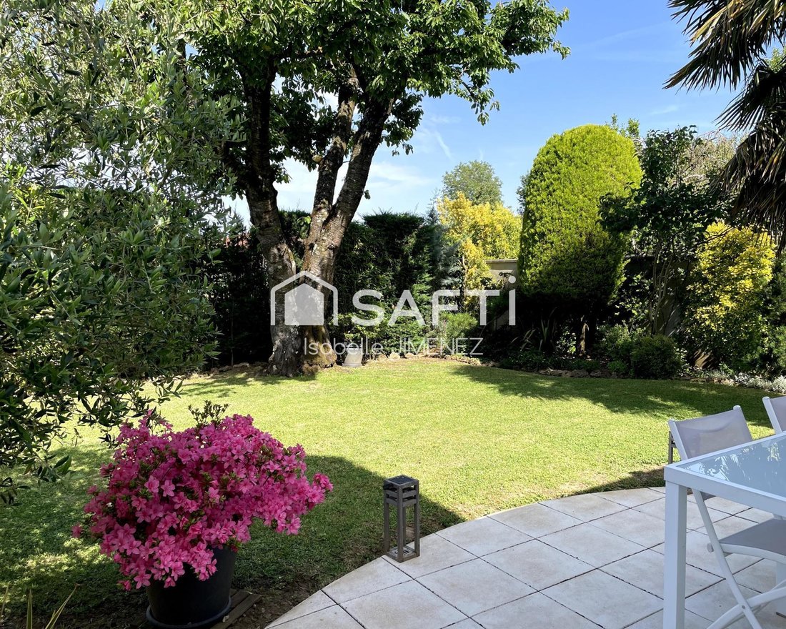House in Chennevieres-sur-Marne, Ile-de-France, France 1 - 18233304