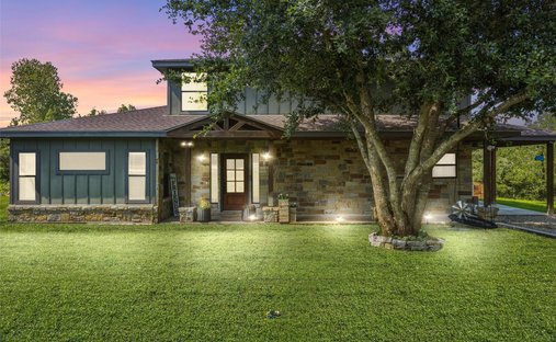 House in Paige, Texas, United States 1