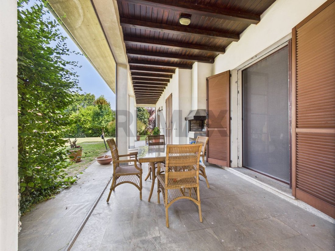 Villa in San Genesio ed Uniti, Lombardy, Italy 4 - 18228897