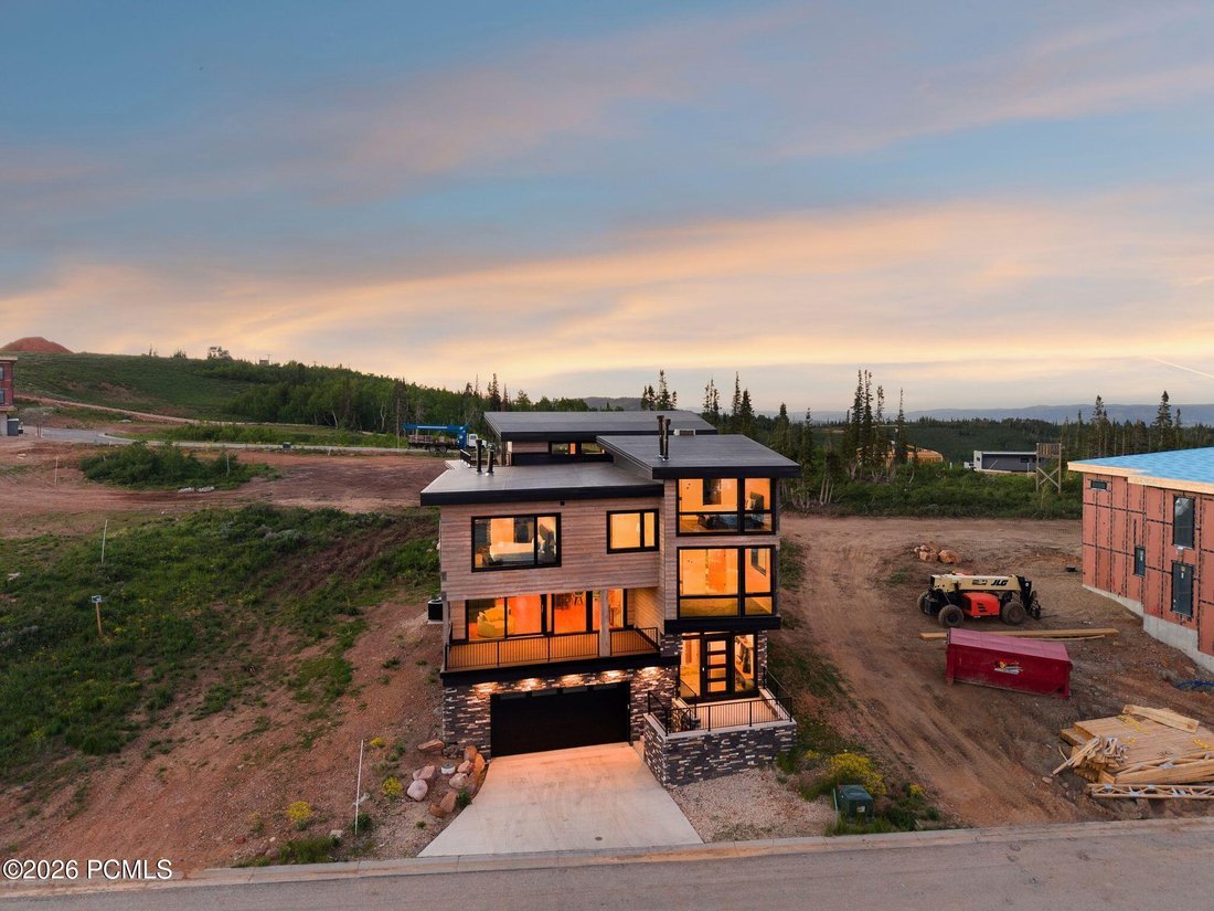 House in Eden, Utah, United States 1 - 16925628